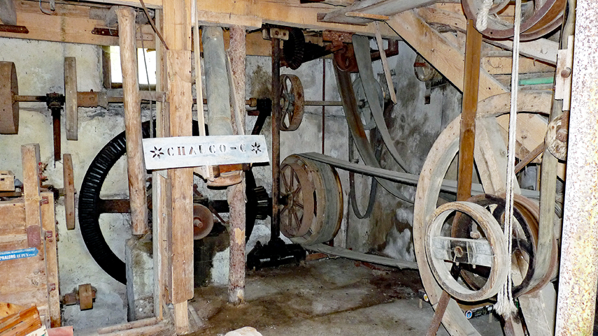 MOULIN DU PRES BAS SAINT SATURNIN